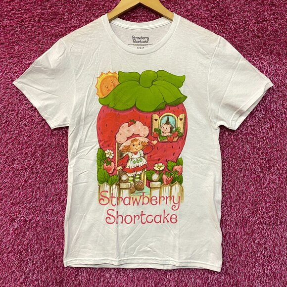 Strawberry Shortcake Berry Sunny House Graphic T-Shirt Small - Picture 1 of 5